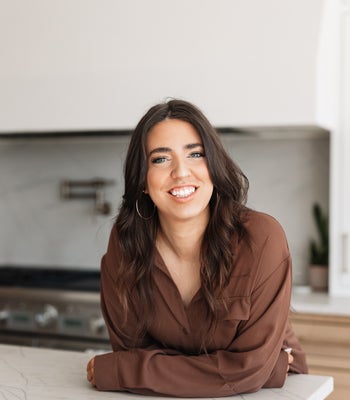 Portrait of Julia Russell, Realtor.